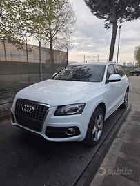 AUDI Q5 DEL 2010 PER RICAMBI