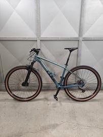 Bici Mountain bike front cube taglia L ruote 29