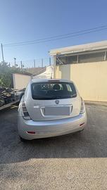 Lancia Y