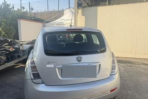 Lancia Y