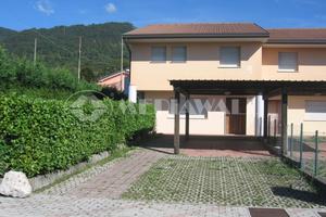 Villa a schiera a Maniago