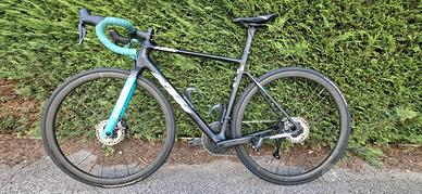 bici da corsa Ktm carbon revelator alto