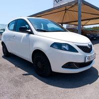 Lancia Ypsilon 1.0 FireFly 5 porte S&S Hybrid Ecoc