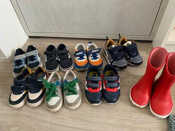 Scarpe bimbo taglia 24