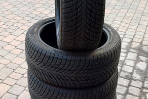 GOMME DA NEVE 225/45 R18
