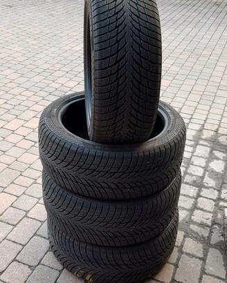 GOMME DA NEVE 225/45 R18