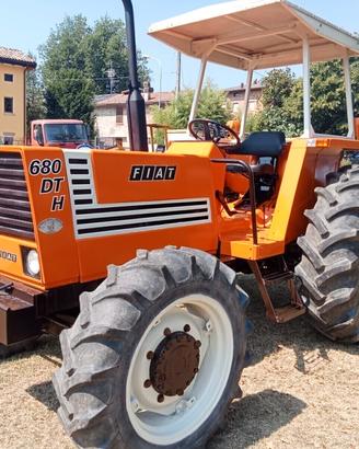 Trattore Fiat 680 DT H in perfette condizioni