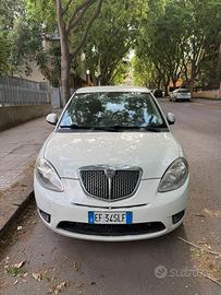 Lancia Ypsilon 1.2 benzina