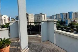 Attico zona via achille bruni