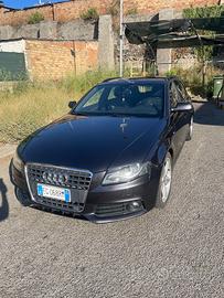 AUDI Altro modello - 2011