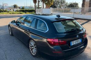 BMW 520 Xdrive Touring Luxury