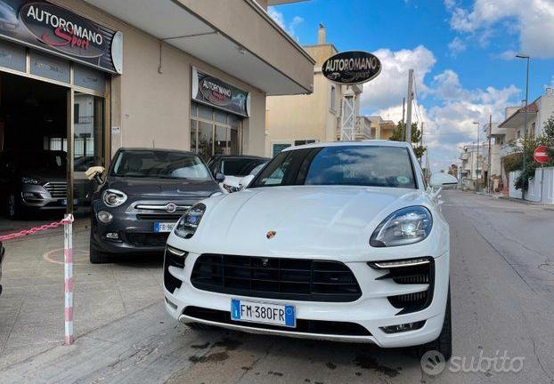 Porsche Macan gts 3.0 360 cv