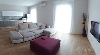 Disponibile Camera matrimoniale Corso Umberto SR