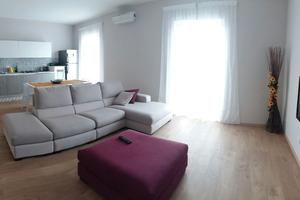 Disponibile Camera matrimoniale Corso Umberto SR