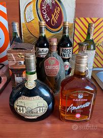 Vecchie bottiglie da collezione