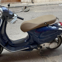 Vespa primavera 50, anno 2019 blu