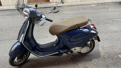 Vespa primavera 50, anno 2019 blu