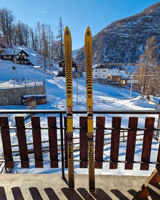 Sci d’epoca Völkl Renn Tiger anni ’70 – originali,