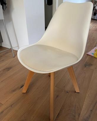 Set 4 sedie design minimal bianche/gambe in legno