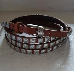 Cintura di pelle con borchie Replay