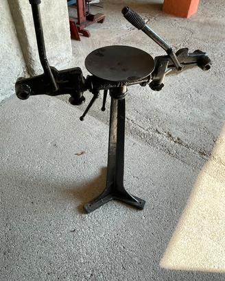 Cavalletto riparazione bici d’epoca