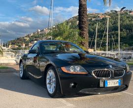 BMW Z4 2.2i 170cv (sei cilindri)
