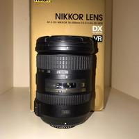 Obiettivo Nikon 18-200 + fotocamera