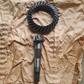 Coppia conica trattore