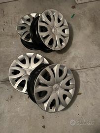 Cerchi + copricerchio per Renault clio