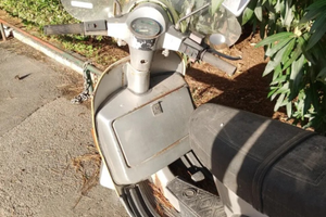 Vespa 125 PX 125 anno 2000