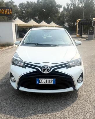 Toyota Yaris 5p 1.0 lounge (51 kw)