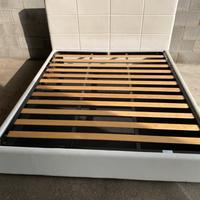 Letto natrimonisle contenitore