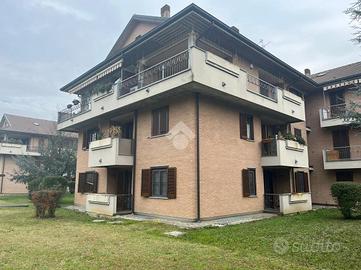 2 LOCALI A CERRO AL LAMBRO