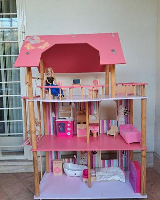 Casa di Barbie in legno