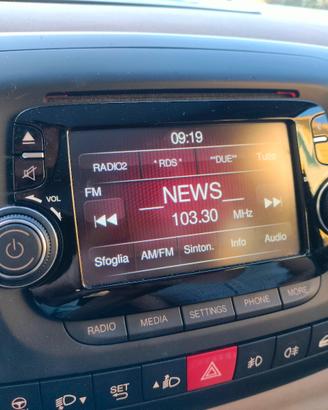 Autoradio Uconnect 5" Fiat 500L + codice PIN