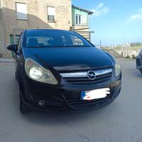 Opel Corsa D 1.3 mj 75 CV per neo patentati