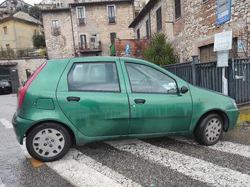 Fiat Punto 1.2i cat 5 porte ELX