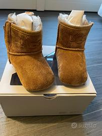 UGG EU 18