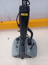 Lavasciuga pavimenti professionale Lavor Ready