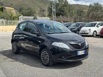LANCIA Ypsilon 1.2 69 CV 5 porte S&S Gold