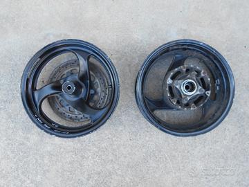 cerchio ruota yamaha t max 2001 2003