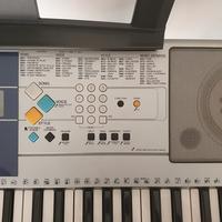 YAMAHA PSR E323 + supporto + custodia