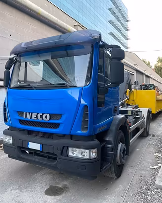 Iveco Eurocargo ML 190 EL 25 2 assi scarrabile
