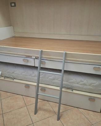 Letto monoblocco con scrivania e cassetti