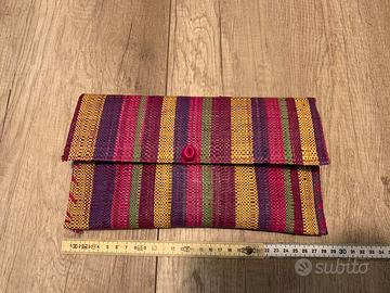 Borsa pochette coliorata