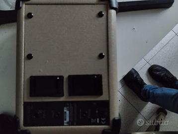 Amplificatore a batterie