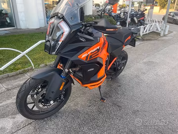 KTM Super Adventure 1290 2024