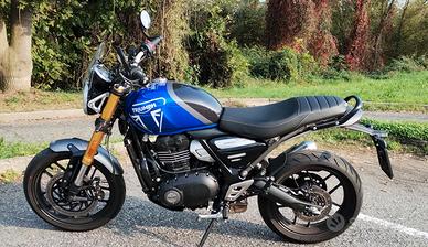 Triumph Speed 400 realmente come nuova in garanzia