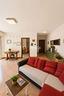 3-locali-con-giardino-e-box