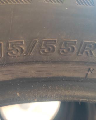 Pneumatici 215 55 R 17